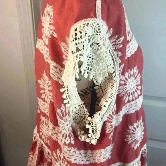 Cato Est 1948 Women’s 22/24W Peach and Beige Heavily Embroidered Peplum Blouse - Picture 6 of 7